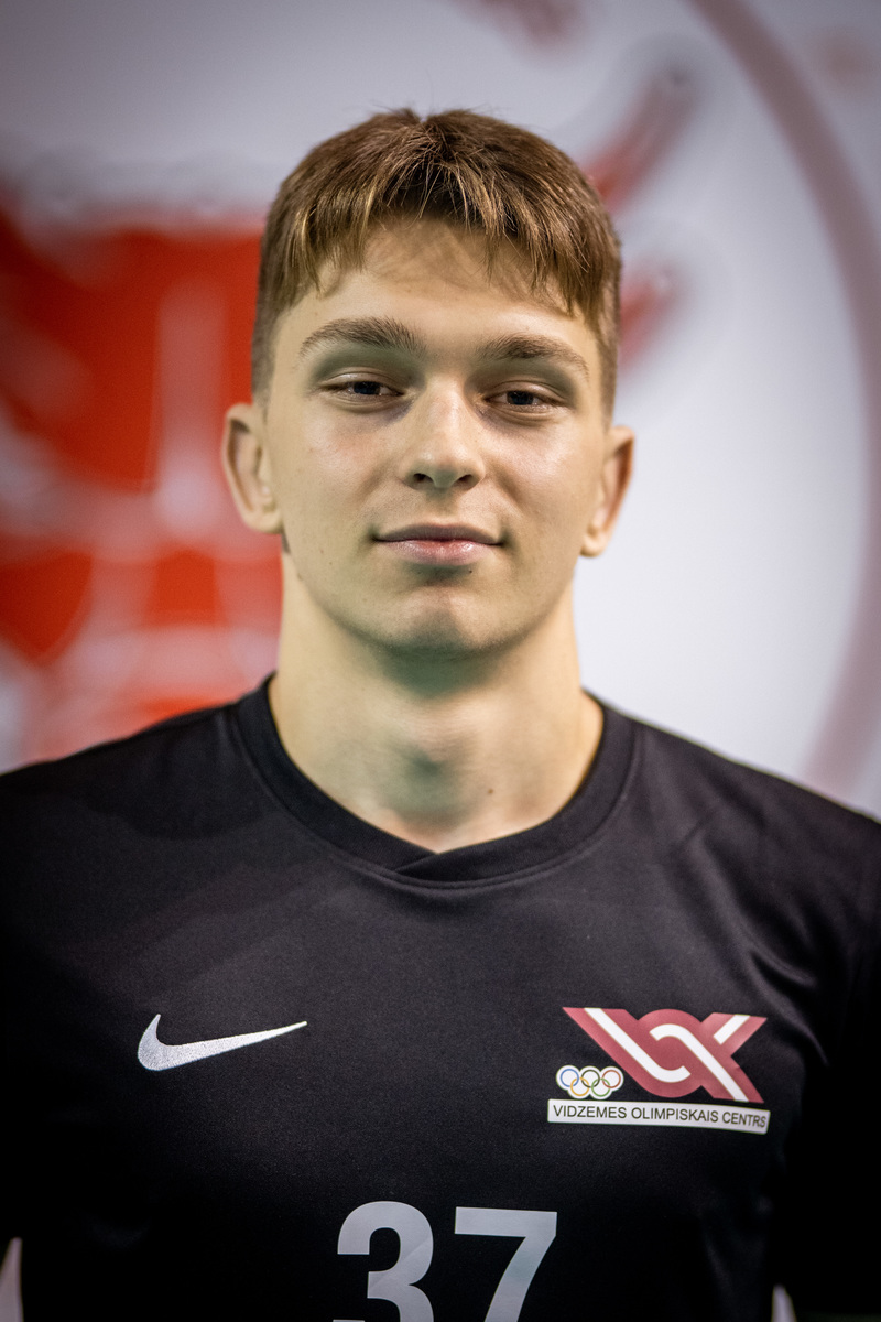 Ralfs Ernests Ezertēvs